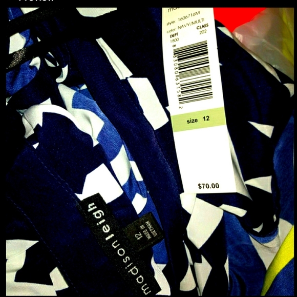 Madison Leigh Sheath Dress Size 12 Bell Sleeve NWT - Picture 7 of 9